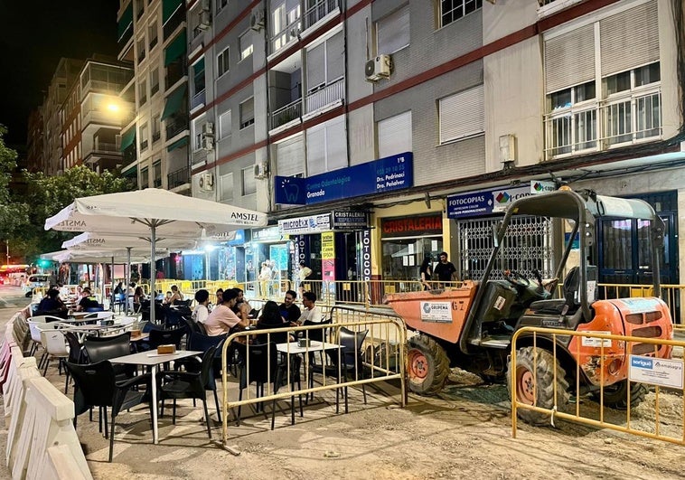 De tapas en una calle abierta en canal: «Cada día es una sorpresa»